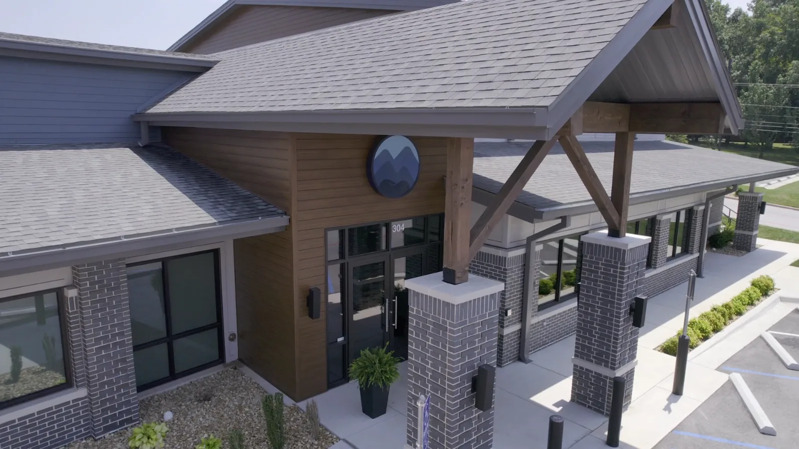 Elevate Dental Studio building entrance in Springfield, MO